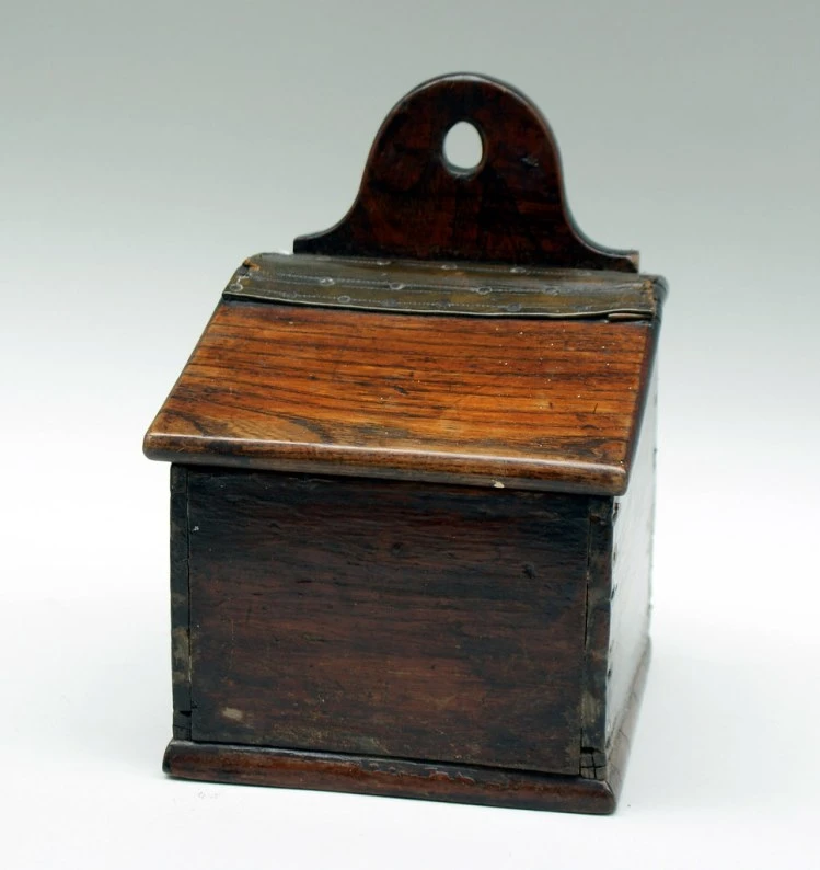 Victorian Salt